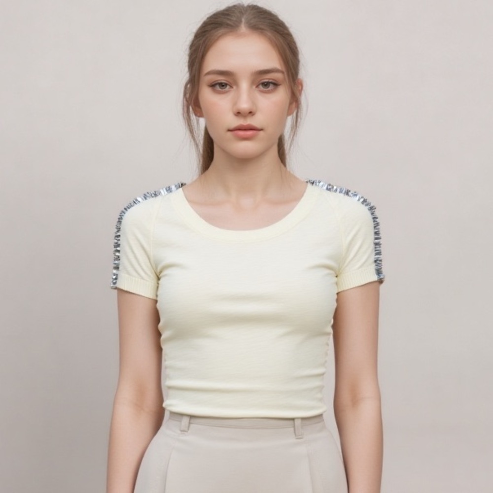 Crème Short Sleeve Sweater T-shirt with Embellished Sequin Shoulders